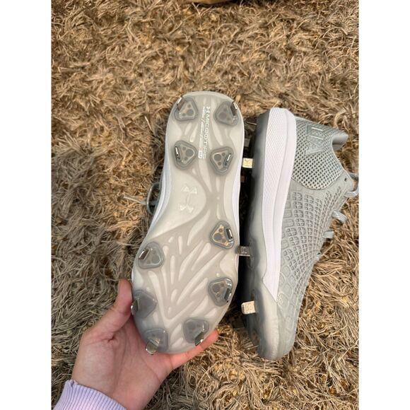 Under Armour Grey Womens Glyde 2 Softball MT Microtips Metal Cleats Size 7 - Picture 3 of 5